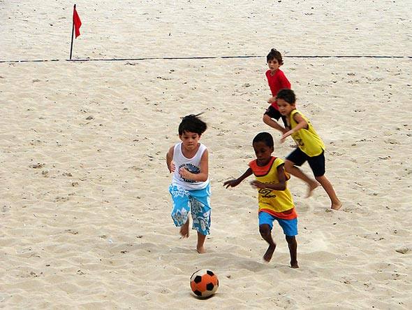 Inscreva - se para o 12º Encontro de Futebol de Rua na Praia da Nazaré