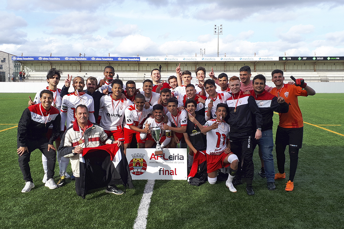 GD "Os Vidreiros" venceu a final do Campeonato Distrital 1ª Divisão de Juniores de Futebol 11