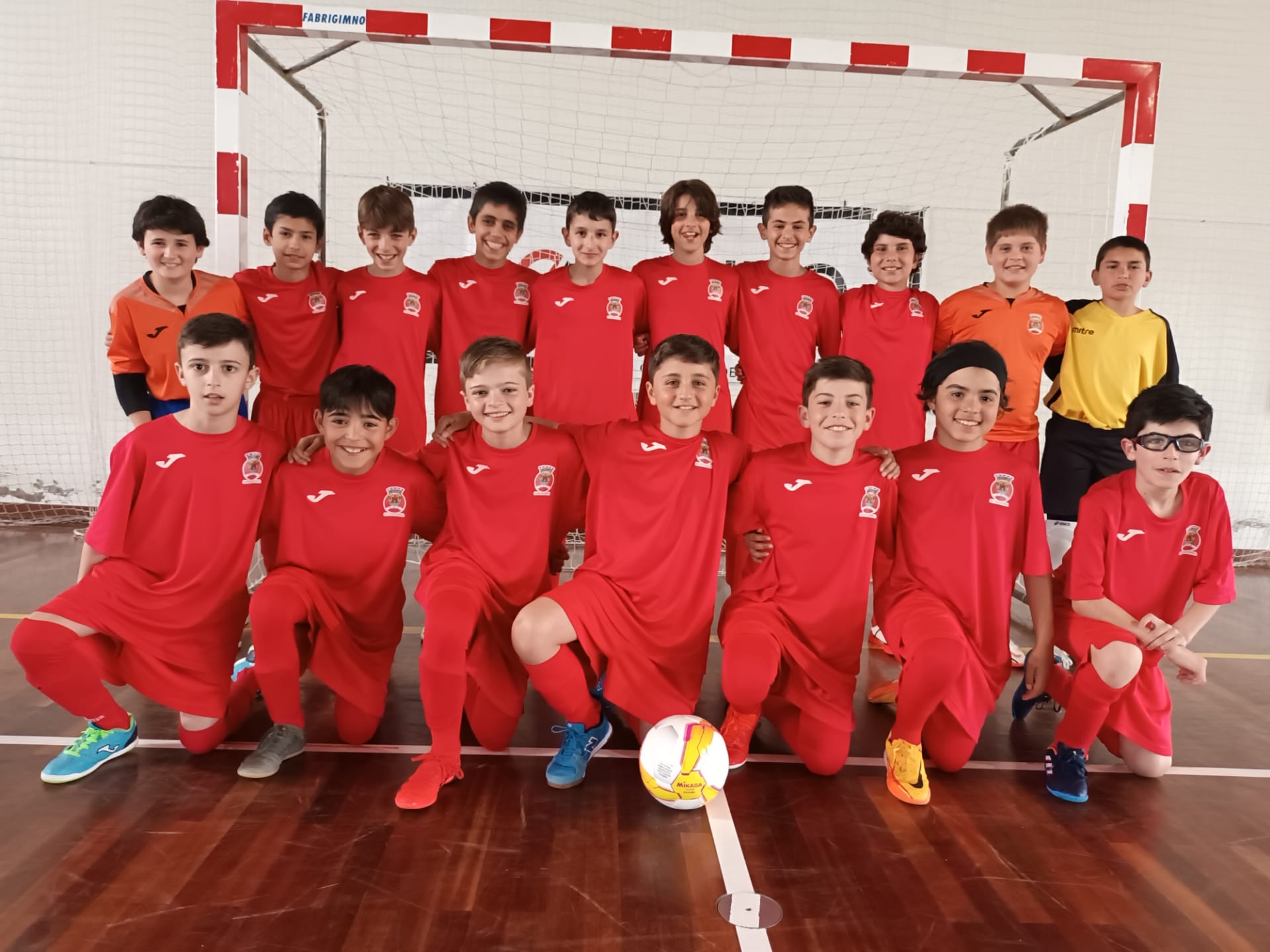 Reportagem no futsal Sub-13, no dia 12 de maio. 