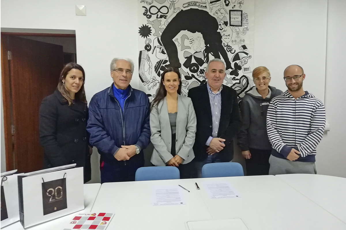 A.F. Leiria assina protocolo com o Instituto Educativo do Juncal 