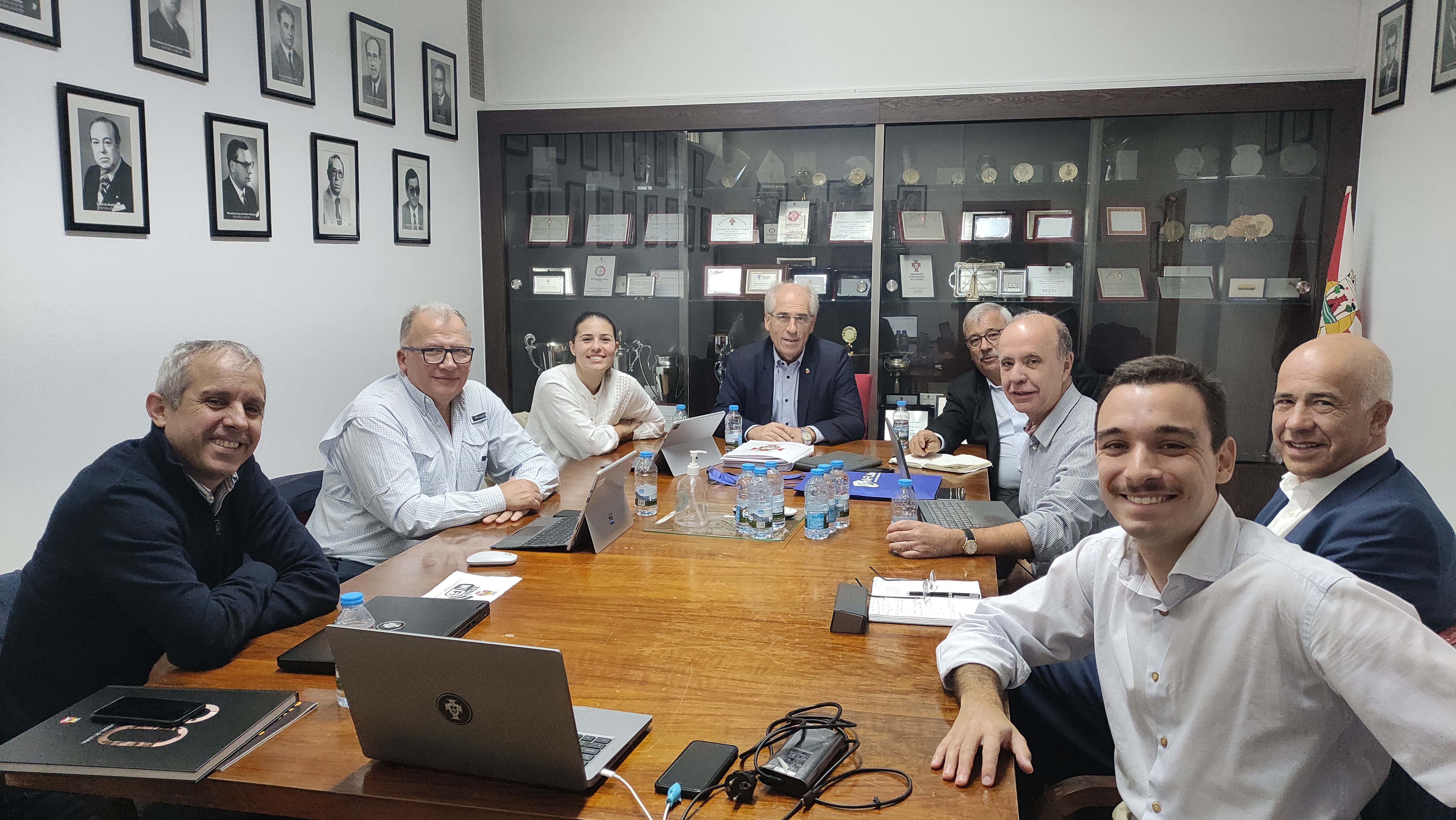 Realizou-se 2ª Reunião do Conselho Consultivo do Projeto Piloto "Bola Mágica"