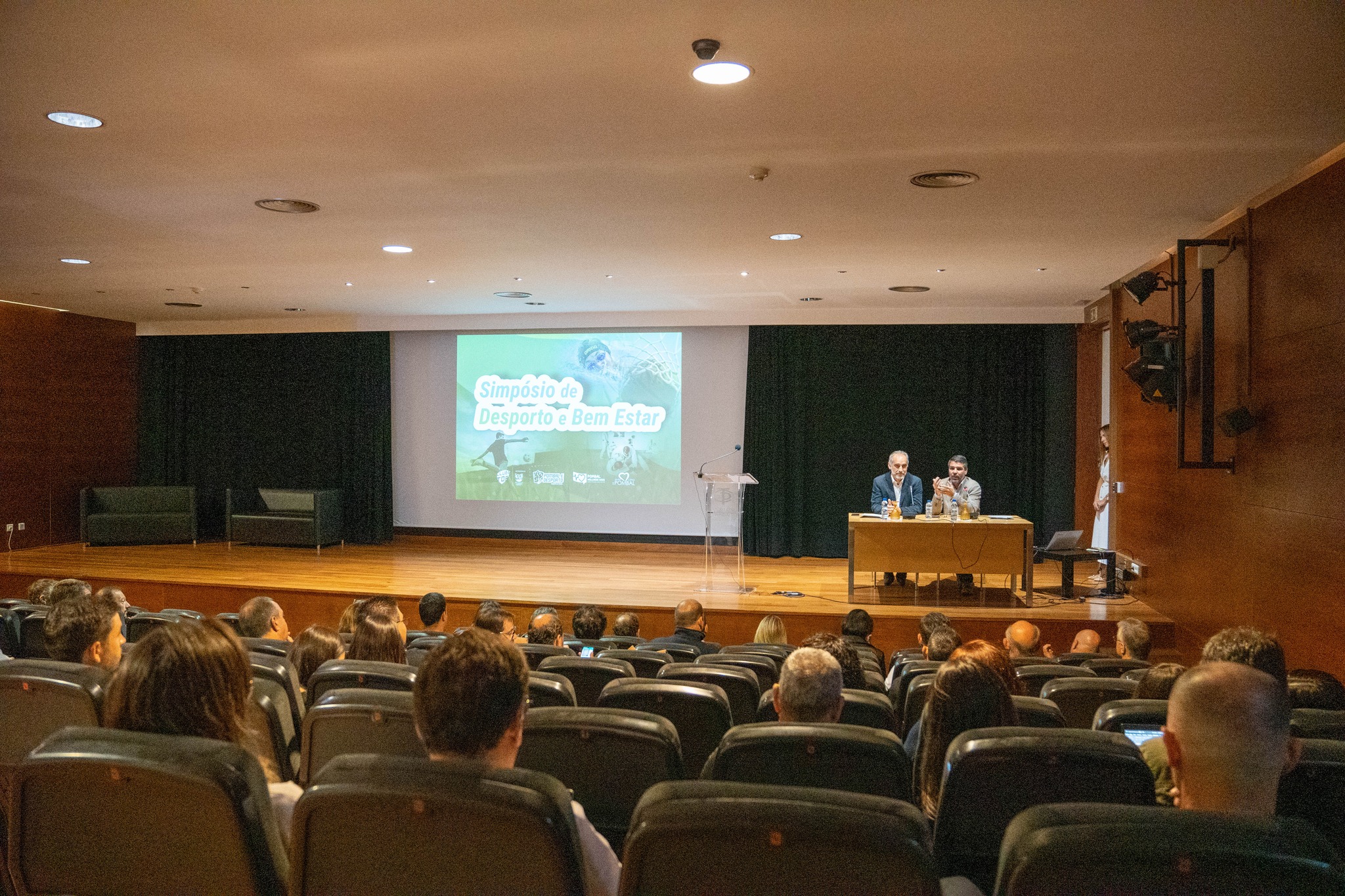 AF Leiria presente no Simpósio de Desporto e Bem Estar da C.M. Pombal