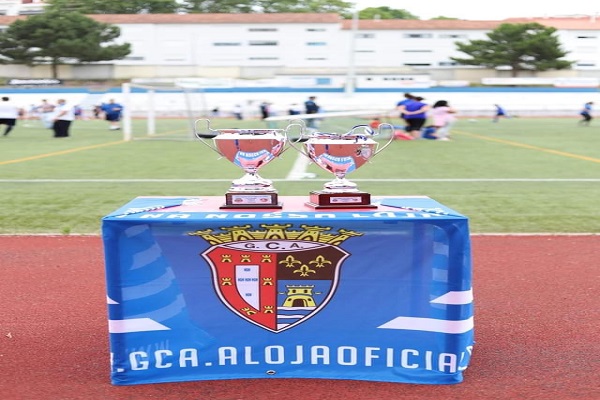 AF Leiria presente na entrega dos troféus ao GC Alcobaça