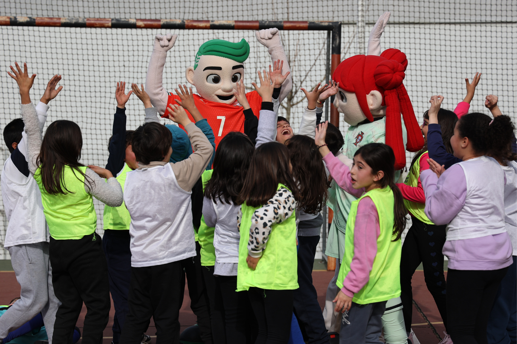 Mascotes da Seleção Nacional visitam Centro Escolar das Pedreiras – Porto de Mós