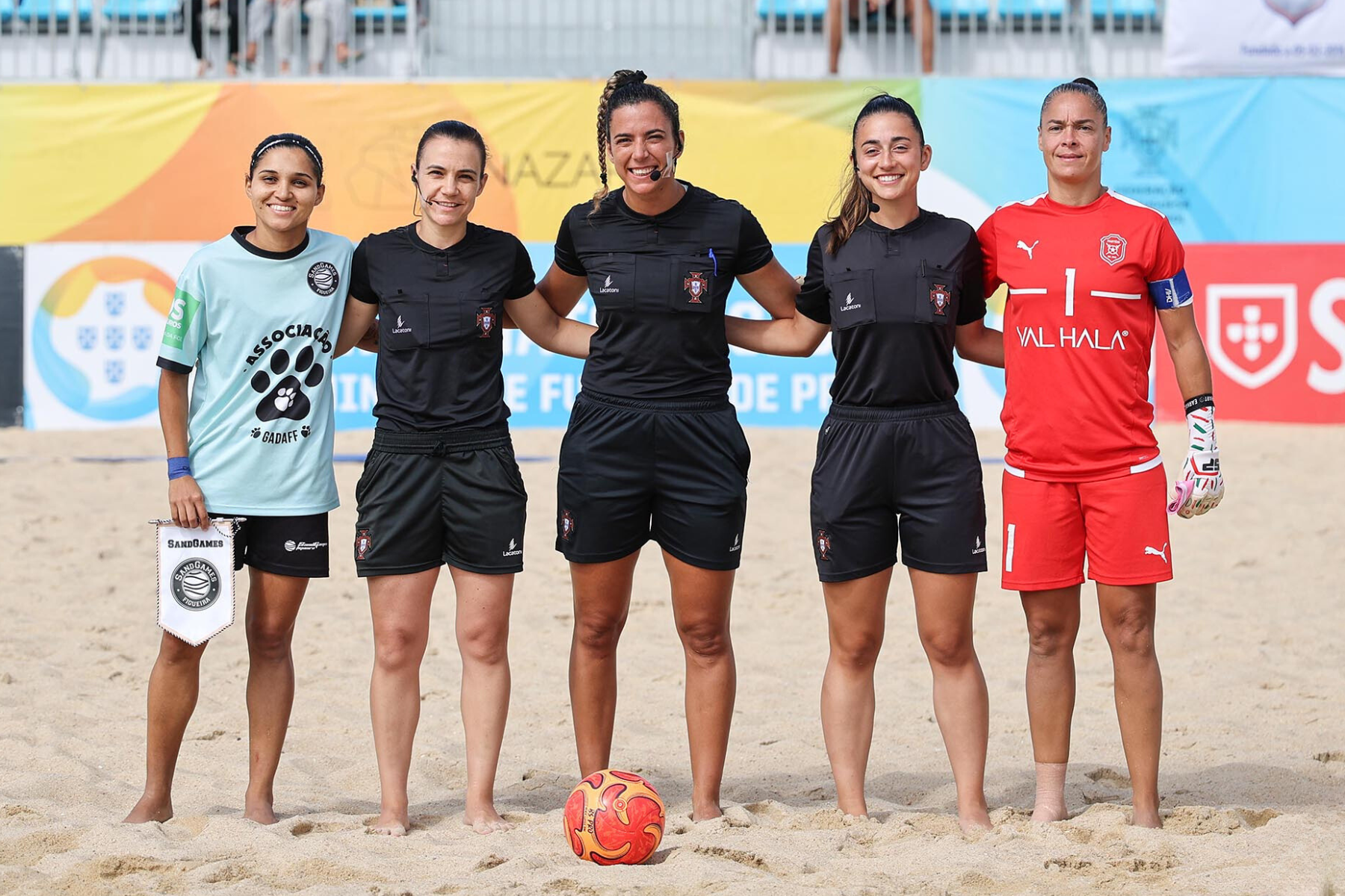 Finais de Futebol Praia com Arbitragem Leiriense