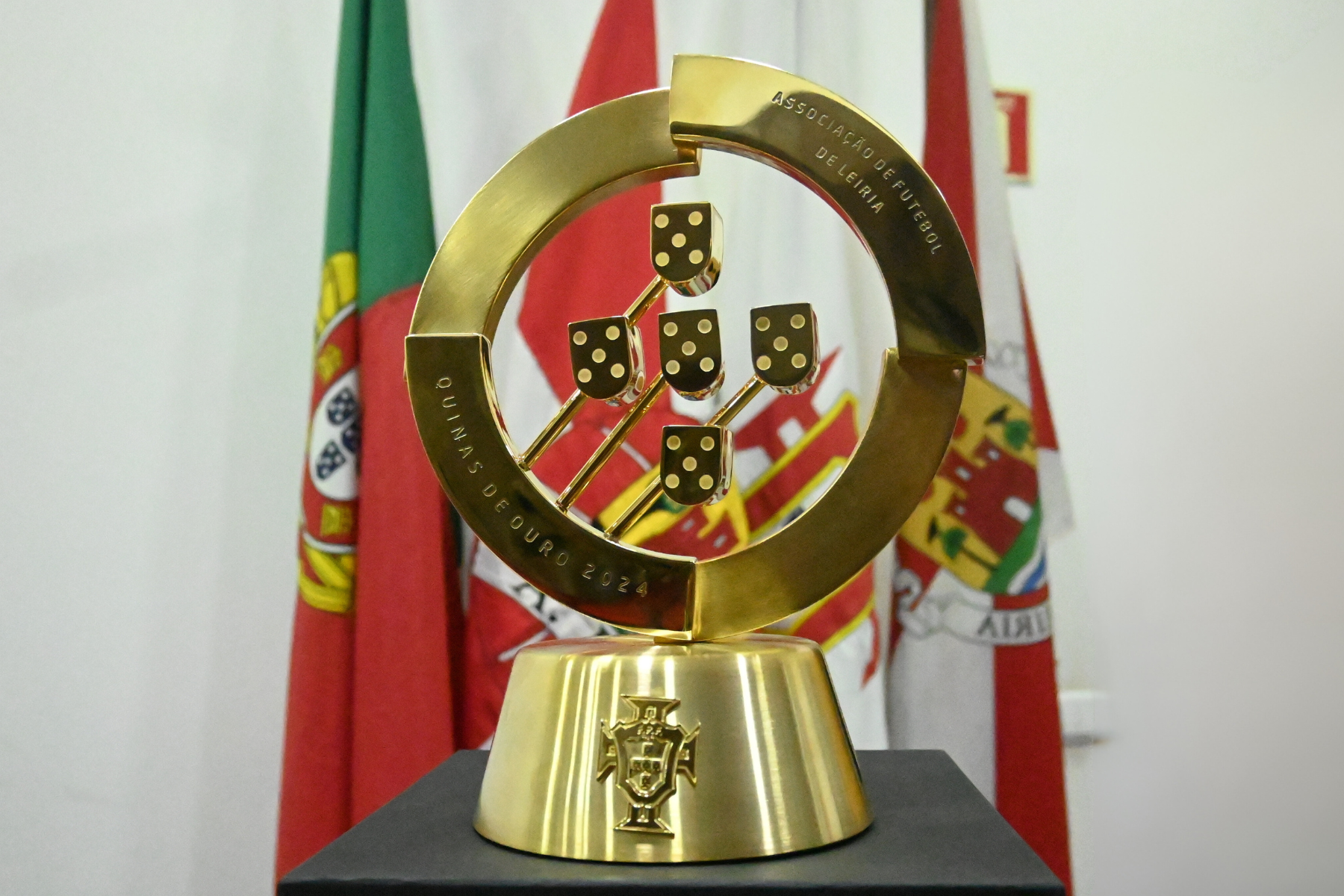 AF Leiria distinguido com Quinas de Ouro pela Federação Portuguesa de Futebol