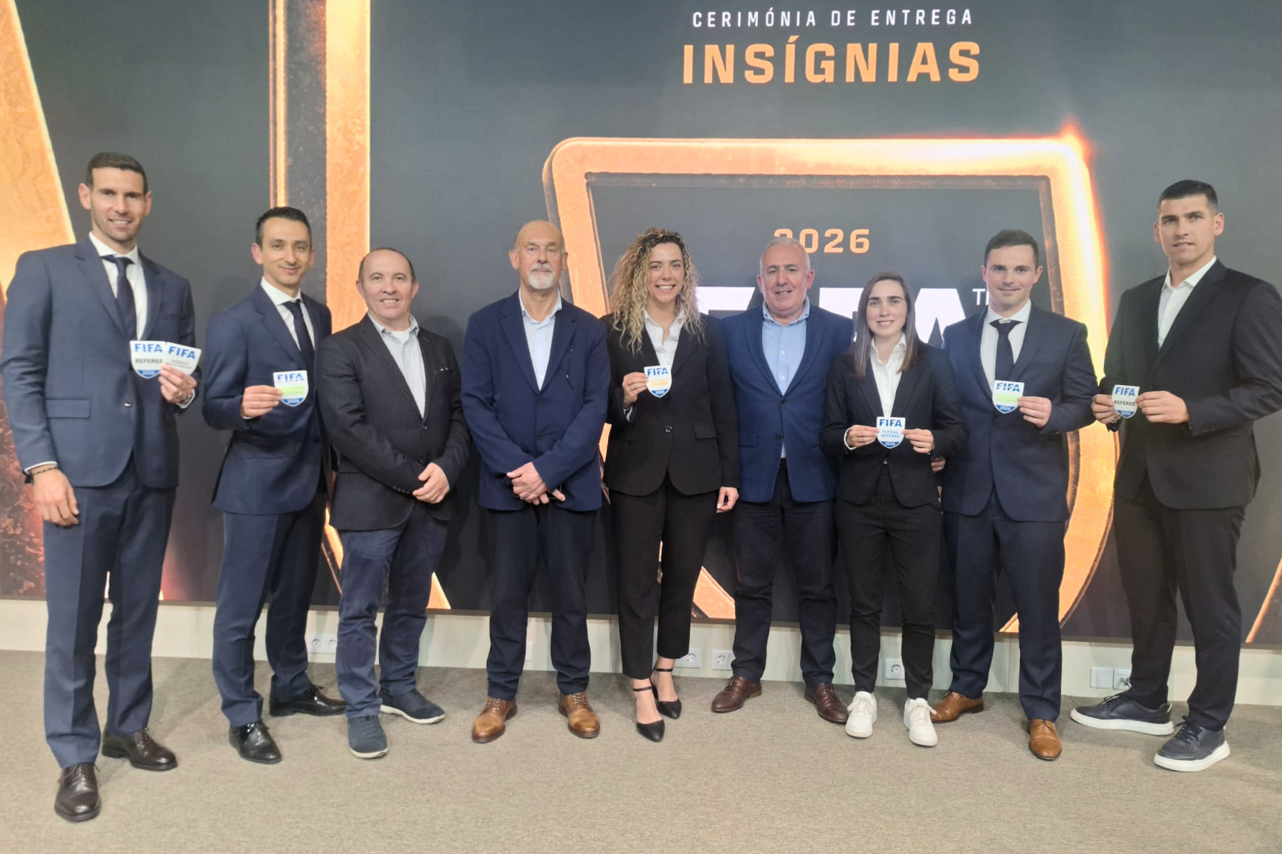 Árbitros Internacionais recebem Insígnias FIFA 2026