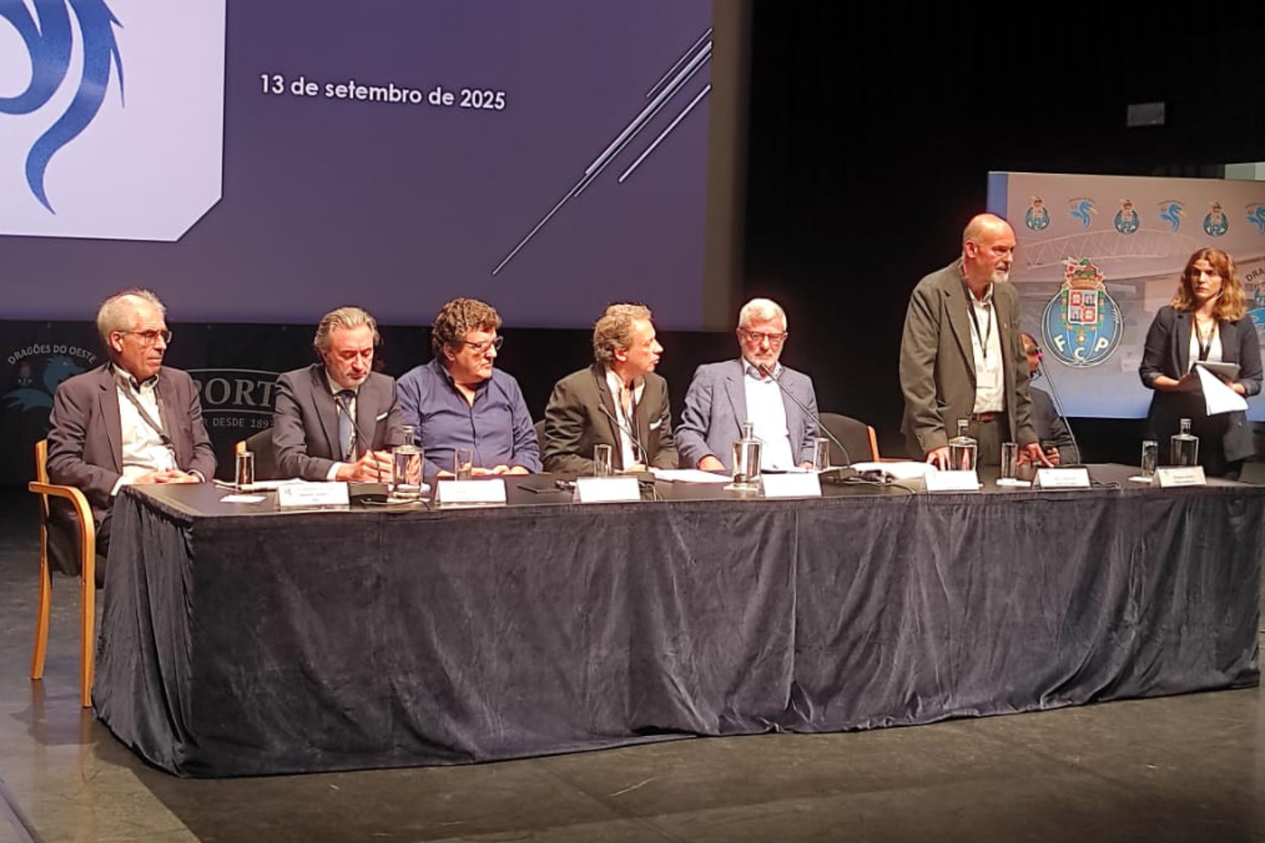 AF Leiria presente no 8º Seminário de Futebol dos Dragões do Oeste